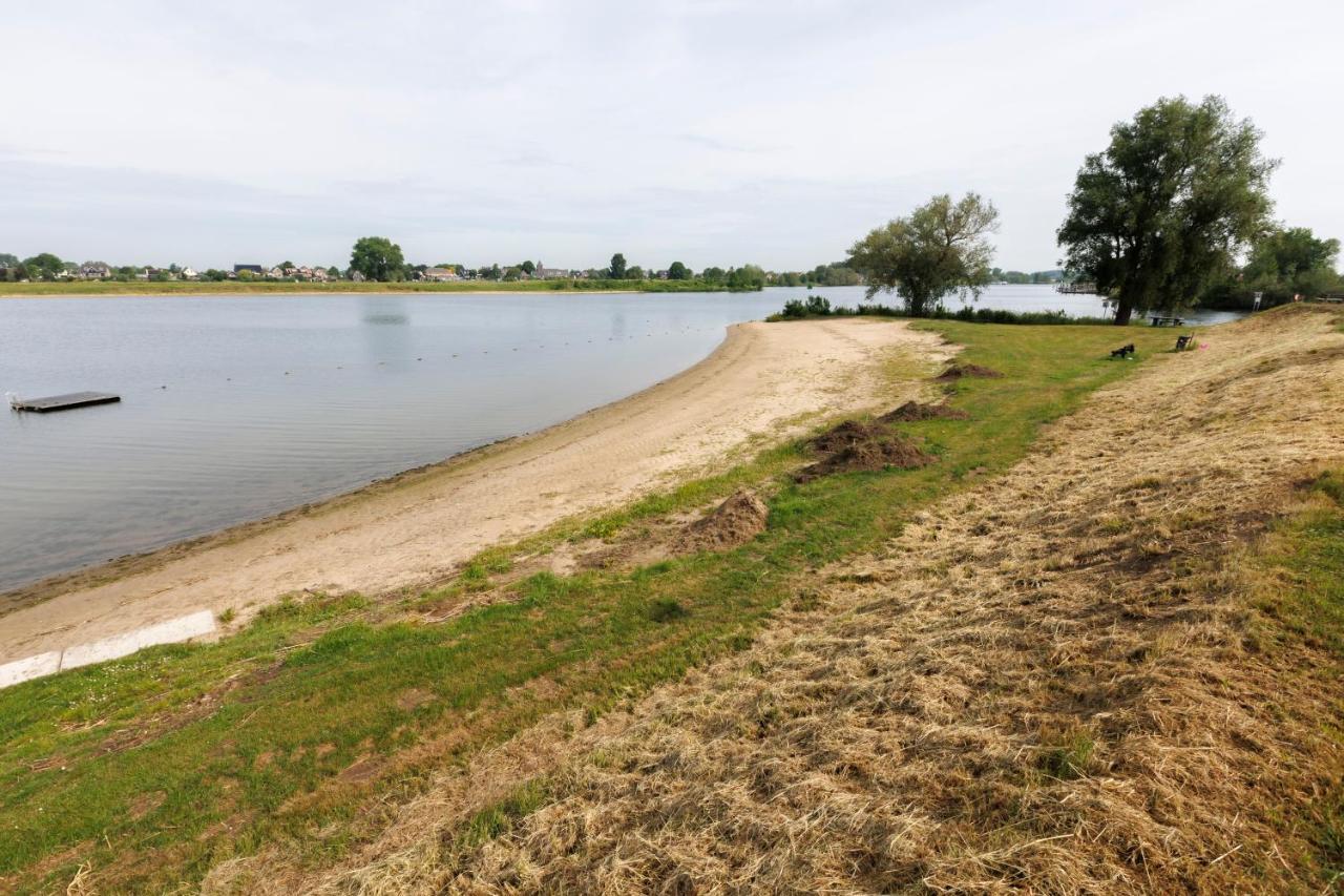 Вилла Mooi Huisje Aan De Maas Andel Экстерьер фото