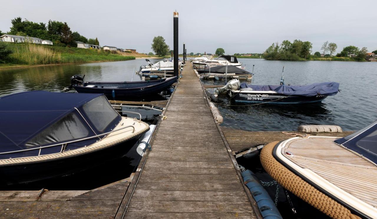 Вилла Mooi Huisje Aan De Maas Andel Экстерьер фото